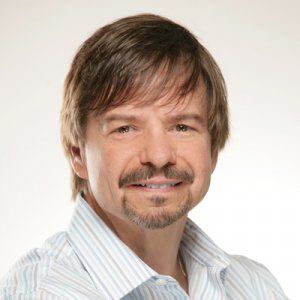 Headshot-Alan-Melton-founder-of-Small-Business-Coach-Associates-300x300